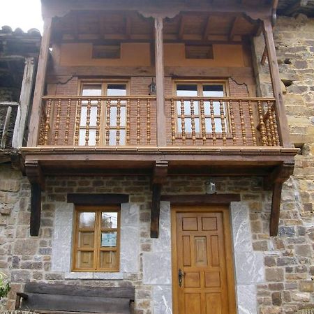 Casa Rural La Torre De Espinama Eksteriør billede