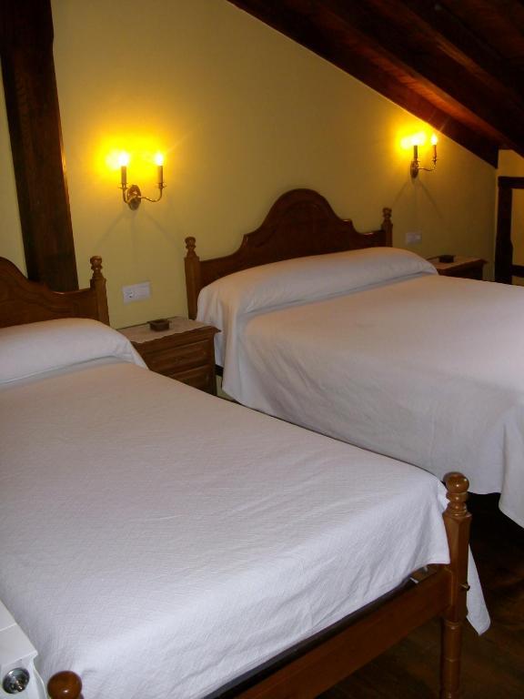 Casa Rural La Torre De Espinama Værelse billede